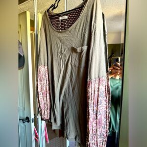 Unique free people long Sleeve Tee! 💋